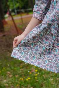 Robe Ambiente imprimée à la main, coton bohème, décontractée, occasionnelle, coton pur, fabrication artisanale, mode éthique, floral, gris rose - Product Image 6