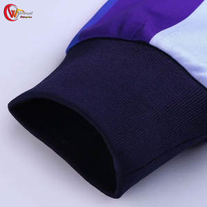 Precio al por mayor Producto portátil Sublimación deportiva Chándales Diseño único Ropa exterior Sublimación deportiva Chándales - Product Image 4