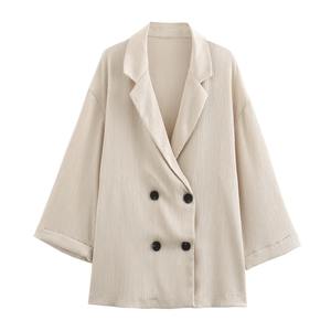 ชุดสูทผู้หญิงสไตล์ยุโรปและอเมริกา แฟชั่นฤดูใบไม้ร่วง เสื้อสูทผ้ายับพร้อมกางเกงลำลองเหนือเข่า ไซส์พลัส - Product Image 4