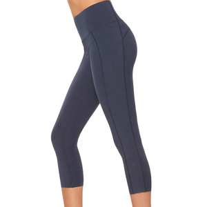 best sale womens <b>Capri</b> <b>leggings</b> for gym fitness custom Polyester spandex material with OEM service - Product Image 2