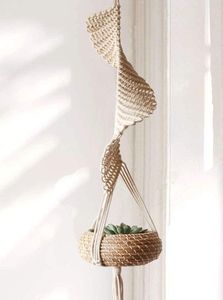 Jardinière en corde macramé tendance pour la décoration moderne de la maison, ajoutant un charme bohème et une élégance naturelle - Product Image 4