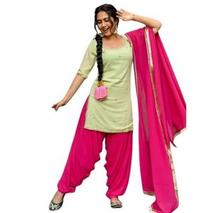 Nous sommes un fabricant et fournisseur professionnel de shalwar kameez pour femmes, dupatta en polyester, vêtements de tous les jours et de fête, service OEM, AA IMPEX - Product Image 1
