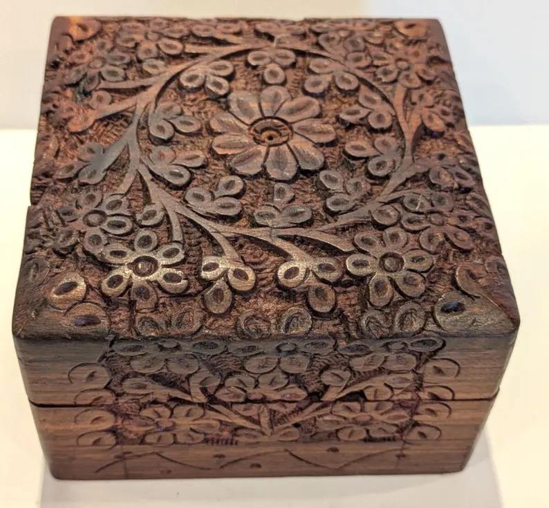 สีน้ำตาล