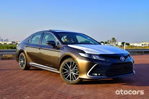 รถยนต์มือสอง TOYOTA <span class=keywords><strong>CAMRY</strong></span> GLE ปี 2024 รุ่นไฮบริด <span class=keywords><strong>สี</strong></span><span class=keywords><strong>น้ำตาล</strong></span> ประหยัดน้ำมัน ดูแลรักษาอย่างดี พร้อมส่งทั่วโลก - Product Image 2