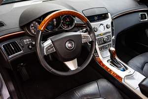 CADILLAC CTS SEDÁN 2010 USADO CON VOLANTE A LA IZQUIERDA/DERECHA - Product Image 3