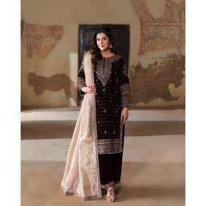 D FASHION GURU Salwar Kameez de luxe en velours pour femme, longue kurta brodée, dupatta Jimmi Chuu, tenue de mariage et de fête - Product Image 4