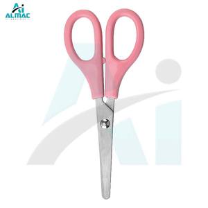 กรรไกร Almac สำหรับใช้ในครัวเรือนที่เชื่อถือได้ซึ่งมีโครงสร้างที่ทนทานเหมาะสำหรับการประชุมเชิงปฏิบัติการโรงรถในห้องครัวและงานสำนักงาน - Product Image 3