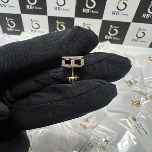 Pendientes de botón clásicos de oro macizo de 14K con diamante cultivado en laboratorio de corte cojín, certificados por IGI, para mujer - Product Image 3