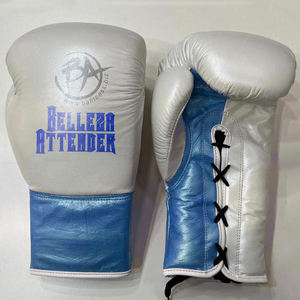 Gants de boxe professionnels confortables personnalisés pour l'entraînement et les combats lacés avec logo personnalisé en vente - Product Image 1