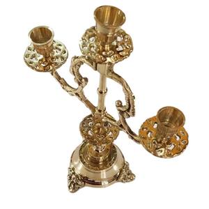 Bougeoir en laiton sculpté 3 bras, candélabre en laiton, bougeoir en laiton antique, bel article de décoration d'intérieur luxueux - Product Image 3