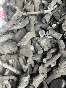 Bâtons de charbon de bois naturel de longane en gros pour la distribution commerciale de barbecues, avec emballage d'exportation sous marque privée, provenant du Vietnam - Product Image 2