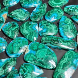 Cabujón de piedra de malaquita de crisocola Natural de grado AAA, hermosa piedra preciosa verde Chatoyant, venta al por mayor del proveedor - Product Image 1