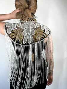 Cape burlesque asymétrique élégante avec paillettes de perles brodées pour les occasions de club festif se fixe au cou - Product Image 6