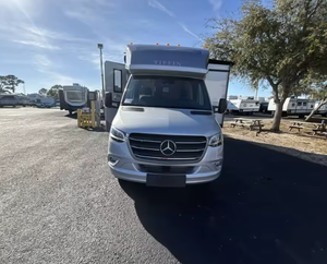 2022 2023 2024 Used Affordable T-i-f-f-i-n W-a-y-f-a-r-e-r 2-5-R-WU Rvs Camper Motorhomes Travel Trailer - Product Image 2