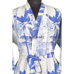 Bata de Baño Kimono Kantha de Lujo y Calidad Premium para Mujer, Larga, con Diseño Floral Elegante, Cuello en V y Cierre con Cordón, Ropa de Dormir - Product Image 4