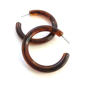 Pendientes de Aro de Resina con Diseño de Caparazón de Tortuga, Estilo Vintage, Elegantes y Modernos, Ideales para Aniversarios y Fiestas, para Mujer - Product Image 1
