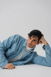 Wholesale 2025 Custom Men's Denim Jacket Fashionable Waterproof <b>Winter</b> Jacket with Warm Zipper OEM Service Available - Product Image 2