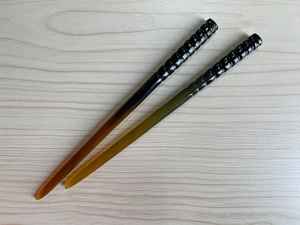 Horquillas de pelo de cuerno de búfalo con acabado pulido hecho a mano con diseños de gato tallado, palo de peinado de cuerno de buey para mujer, accesorio Natural - Product Image 2