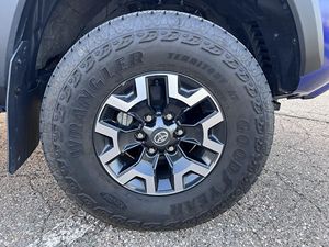 Offre exceptionnelle : Toyota Tacoma TRD Sport Double Cab 4x4 d'occasion, modèle 2018 - Product Image 6