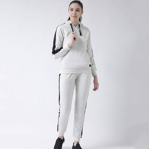 Ensemble de survêtements pour femmes à manches longues, tenue de mode personnalisée, marque privée OEM de coupe régulière. - Product Image 5