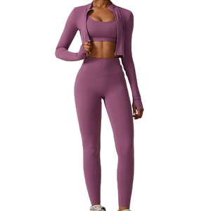 Conjunto de Yoga de 3 Piezas para Mujer, Ropa Deportiva Profesional de Fábrica, Secado Rápido, Transpirable, con Patrón Sólido sin Costuras - Product Image 1