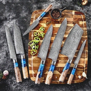 Ensemble de couteaux de chef en acier Damas de haute qualité, 7 pièces, fabrication artisanale, qualité supérieure, avec manche en bois et résine, personnalisable OEM - Product Image 4