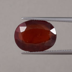 Pierre précieuse naturelle Hessonite en vrac, 10,08 carats, taille ovale, 15,5x12 mm, couleur claire, certifiée IGI, qualité excellente, pierre précieuse rouge pour bijoux - Product Image 1