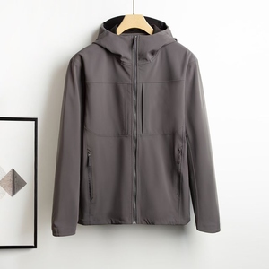 Livraison rapide S-3XL femmes hiver extérieur Softshell veste de pluie Logo personnalisé Polyester fermeture éclair solide motif court uni teint - Product Image 2