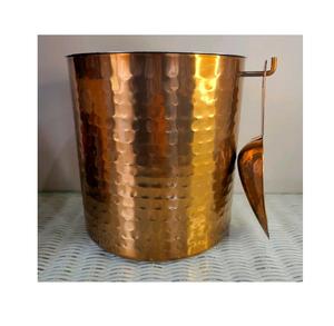 Seau à glace en acier cuivre fait à la main grand design avec accessoires de barre de finition en acier inoxydable antique pour le vin pour les fêtes - Product Image 1