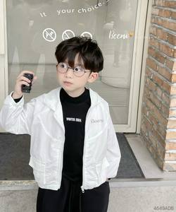 เสื้อแจ็คเก็ตกันลมมีฮู้ดสำหรับเด็กผู้ชาย สไตล์สตรีทแวร์ พิมพ์โลโก้ได้ตามต้องการ ขายส่ง ปิดซิป รุ่นฮิตหน้าหนาว - Product Image 2