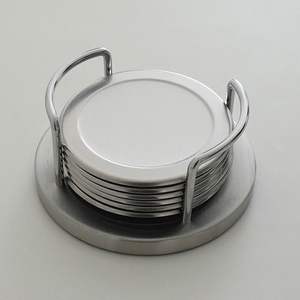 รถไฟเหาะโลหะสีทองที่มีดีไซน์เรียบง่ายเหมาะสำหรับห้องรับประทานอาหารร่วมสมัยและบ้านที่ทันสมัย - Product Image 2