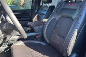 LISTO PARA ENVIAR RHD/LHD 2025 RA-M 1500 REBEL X CREW CAB 4X4 TWIN-TURBO 6-CILINDROS - Product Image 5