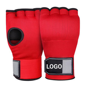 Gants de boxe en gel avec logo personnalisé de haute qualité Gants intérieurs élastiques de Muay Thai Kickboxing en gel rembourré en vente - Product Image 6