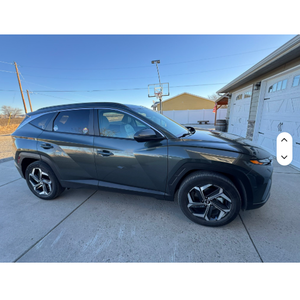 Tucson hybride 2024 d'occasion en excellent état, titre propre - Product Image 5