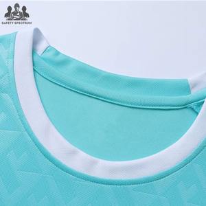 Uniformes de football professionnels de haute qualité 100% polyester légers, respirants et à séchage rapide, logos personnalisés, commandes en gros 2025 - Product Image 2