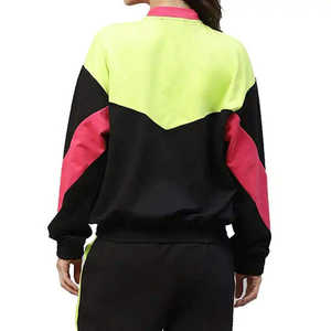 Ensemble survêtement personnalisé en nylon avec veste coupe-vent et pantalon de survêtement, veste zippée avec bande réfléchissante, survêtement léger patchwork - Product Image 5