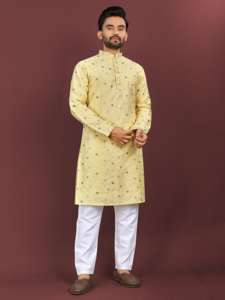 Vêtements de mariage pour la broderie multifonctionnelle de fleurs avec une séquence mate pour hommes Kurta en soie soyeuse avec pyjama - Product Image 3