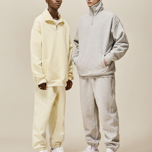 Survêtement d'hiver personnalisé Ville Sports Premium à col rond, 100 % coton, séchage rapide, sweat-shirt et pantalon de survêtement - Product Image 4