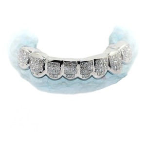 Prince Cut VVS Moissanite personnalisé Grillz plaqué or en argent Sterling cadeau de fête de fiançailles 2021 Style à la mode - Product Image 3
