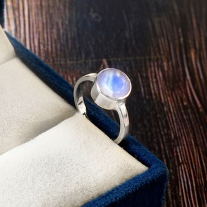 Round Cut Rainbow Moonstone 925 Sterling Silver <b>Adjustable</b> <b>Ring</b> - Product Image 5