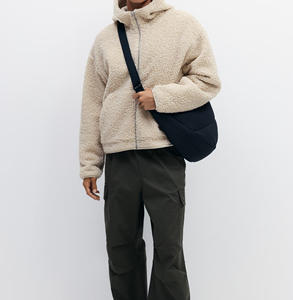Sweat-shirts à capuche personnalisés avec logo du fabricant, en spandex/polyester, pull-over d'hiver, 410 g/m², épais, en sherpa Teddy, avec fermeture éclair 14, pour homme - Product Image 3