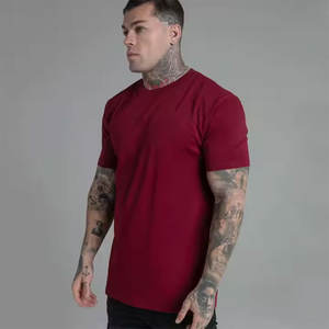 Camiseta unisex de algodón 100% con logotipo personalizado de calidad superior impreso con diseño fresco Ropa deportiva informal de calle para hombres - Product Image 3