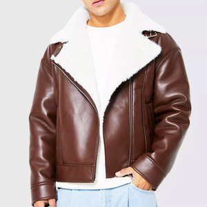 Veste en cuir pour hommes, tenue tendance au design propre d'usine, veste en cuir de motard de style unique à bas prix pour hommes - Product Image 1