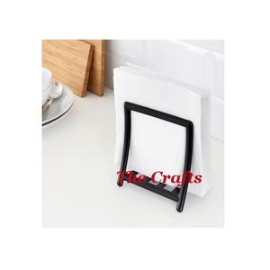 Porte-serviettes au design classique avec porte-serviettes en fer noir de qualité supérieure à un prix abordable - Product Image 4