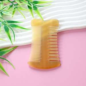 หวีทำมือจากเขาธรรมชาติ ขัดเงา ดีไซน์สวยงาม ซี่กว้าง ป้องกันผมแตก สำหรับผมหยิกหนา - Product Image 6