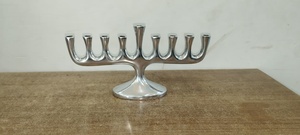 Bougeoirs Menorah au design personnalisé SH, élégants pots en métal argenté, prix de gros bas pour les coupes à huile de Noël - Product Image 2