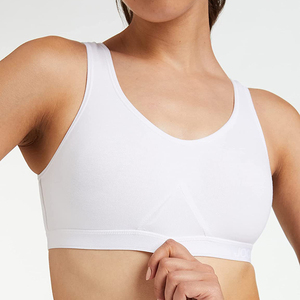 OEM Servicio de las señoras Sujetador deportivo en blanco Slim Fit Street Outdoor Sports Gym Wear Bra con tamaño personalizado y diseño de las mujeres Sujetador deportivo - Product Image 3