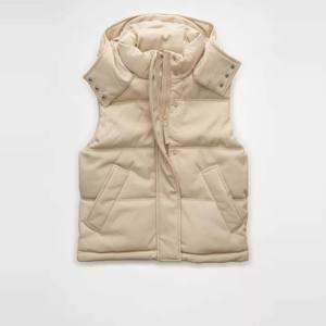 Gilet matelassé en coton confortable pour femmes, couleur ivoire, à capuche |   Veste sans manches tendance pour les activités de plein air - Product Image 2