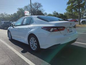 Usado cuidadosamente 2022 Toyota Camry LE 4dr Sedan - Product Image 5