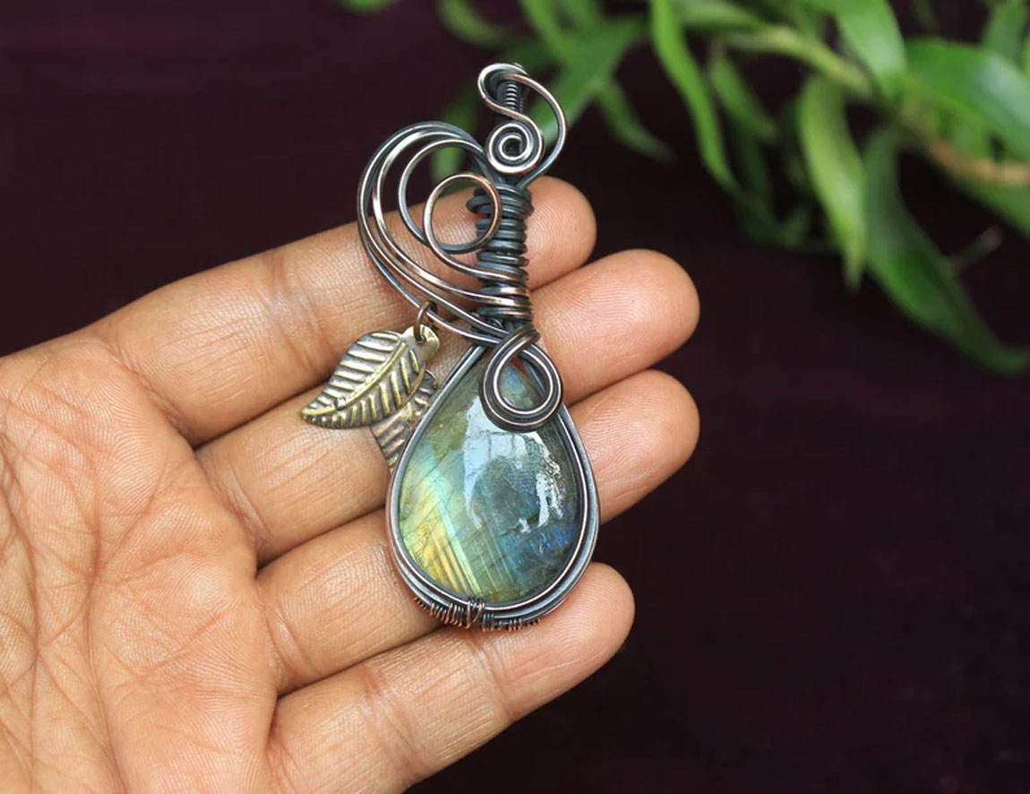 เช่นเดียวกับภาพ